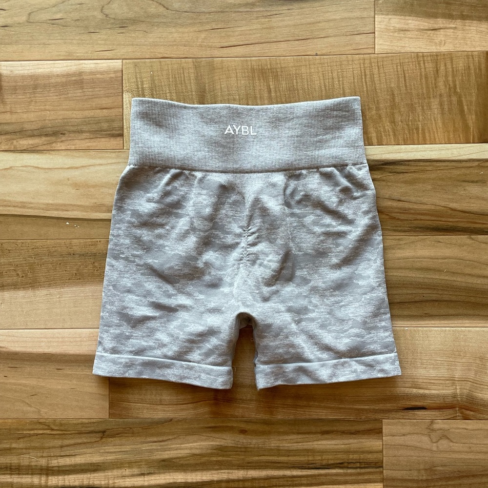 AYBL camo seamless shorts- grey